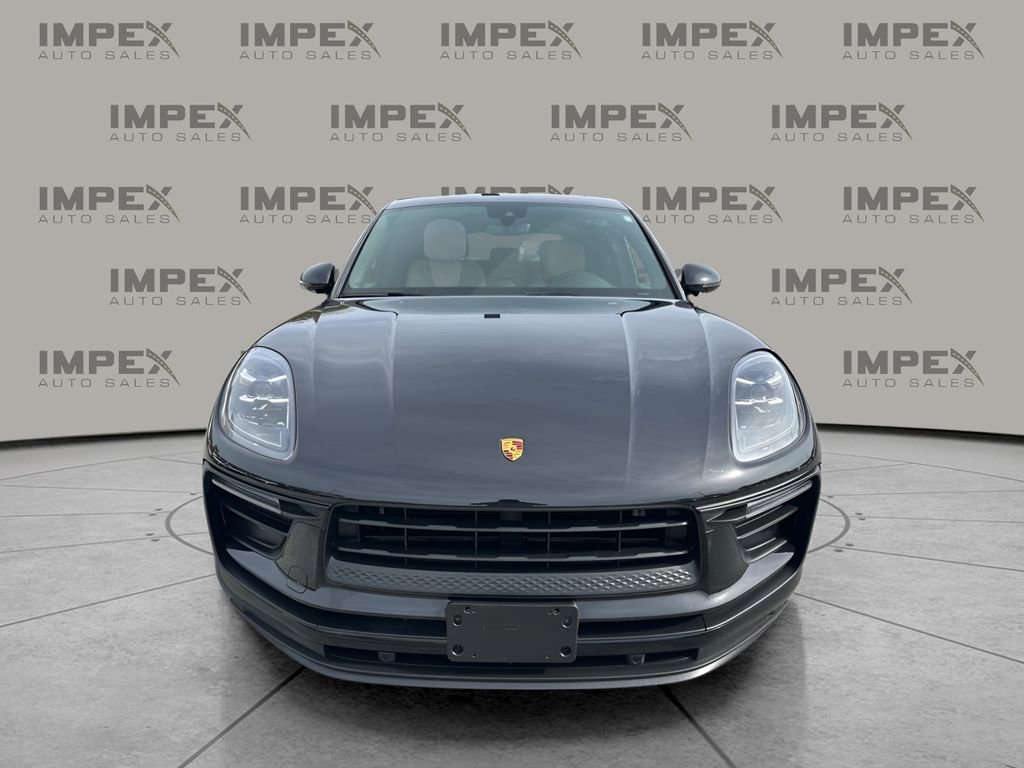 Used 2022 Porsche Macan image 8