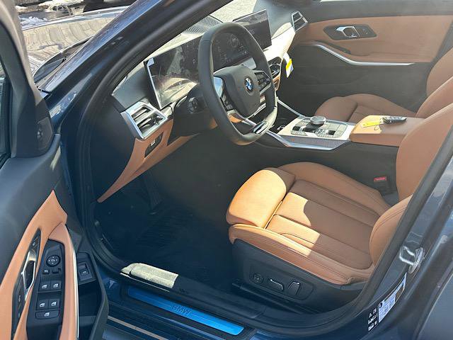 New 2026 BMW 330i xDrive Sedan w/ Premium Package image 4
