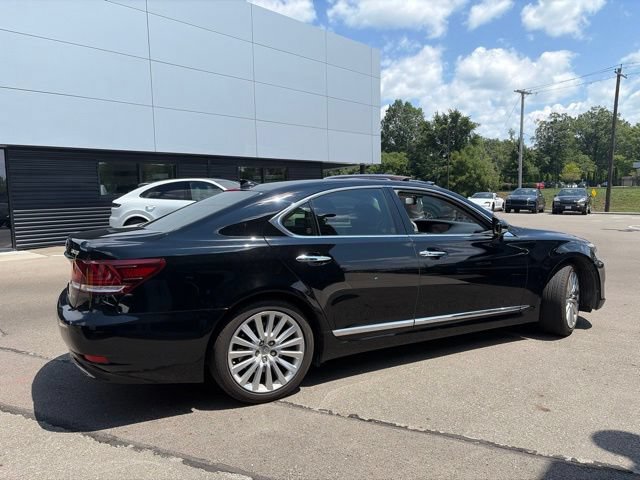 Used 2015 Lexus LS 460 AWD w/ Comfort Package image 3