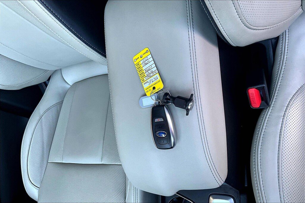 Certified 2023 Subaru Ascent Limited w/ Technology Package image 19