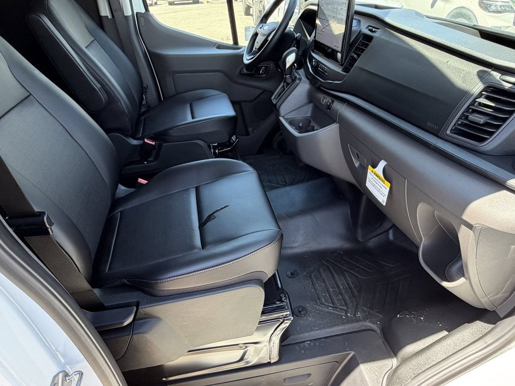 New 2026 Ford Transit 150 Low Roof w/ Load Area Protection Package RWD image 13