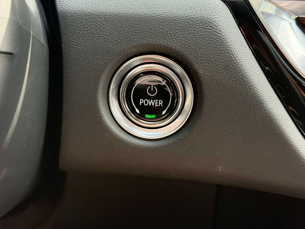 Used 2024 Cadillac Lyriq Luxury AWD/4WD image 27