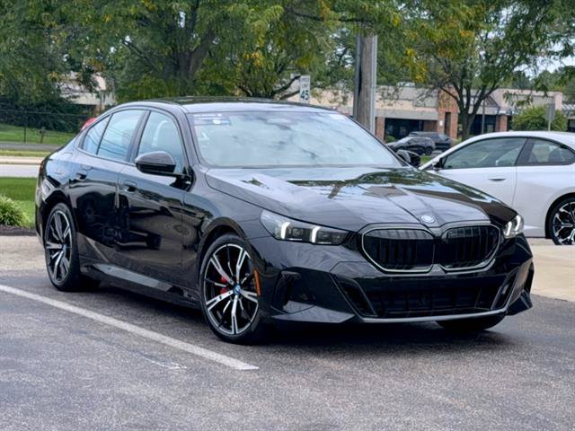 Used 2025 BMW 550e xDrive w/ Premium Package