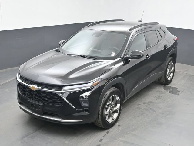 Used 2026 Chevrolet Trax LT w/ Driver Confidence Package FWD image 34