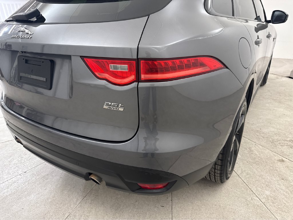 Used 2018 Jaguar F-PACE Premium AWD/4WD image 20