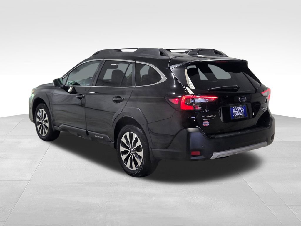 Used 2024 Subaru Outback Limited XT image 17