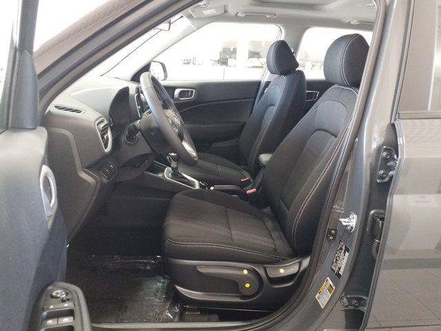 New 2026 Hyundai Venue SEL FWD image 12