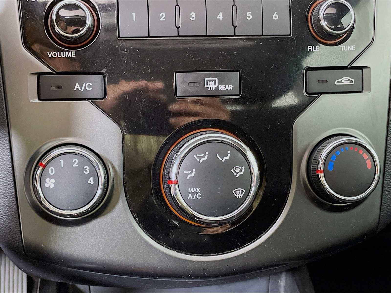 Used 2013 Kia Forte Koup EX image 12