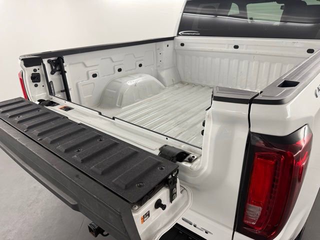 Used 2025 GMC Sierra 1500 SLT image 34