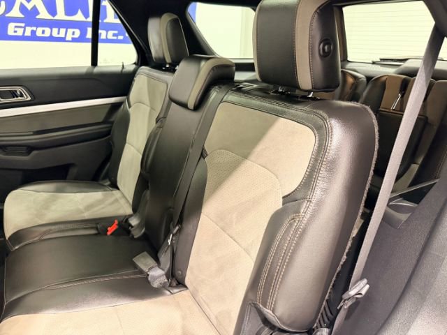 Used 2017 Ford Explorer XLT w/ Equipment Group 202A image 24