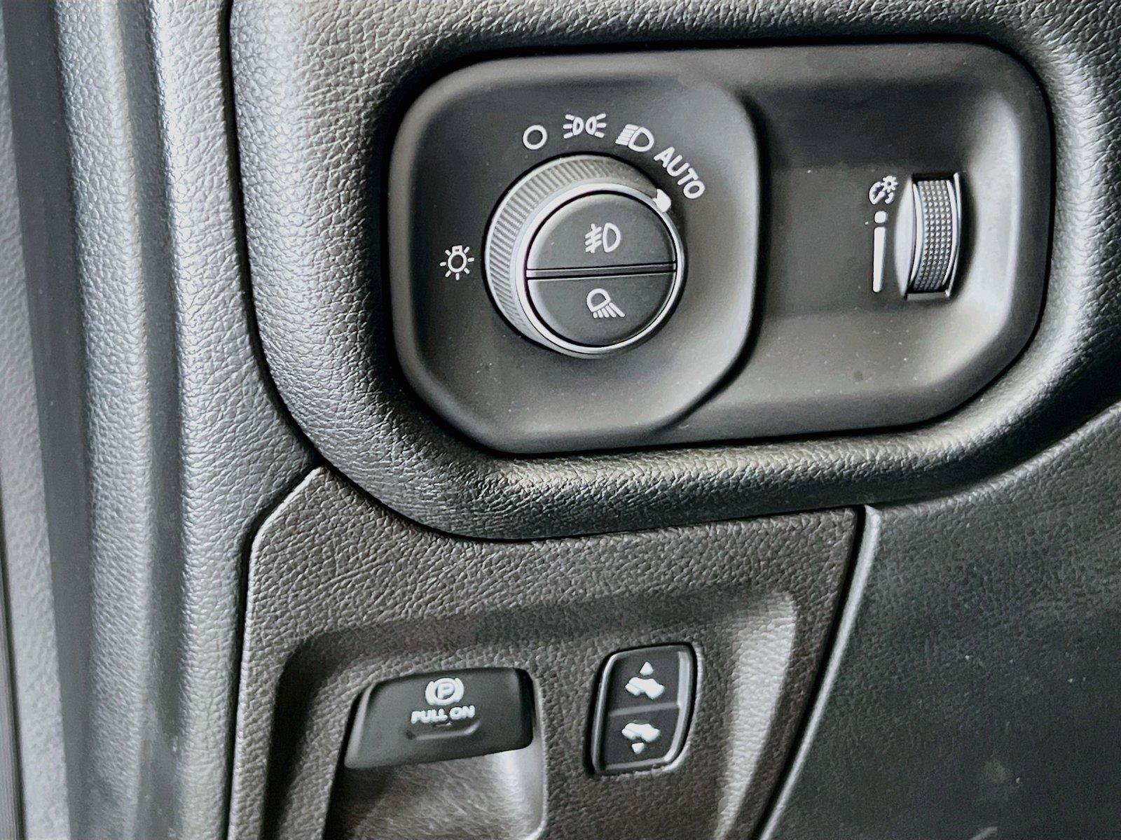 Used 2022 RAM 1500 Big Horn w/ Built-to-serve Edition AWD/4WD image 14