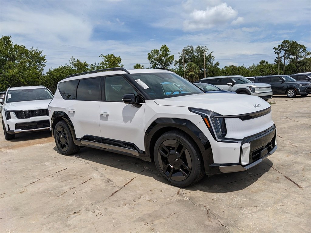 New 2026 Kia EV9 GT-Line image 2