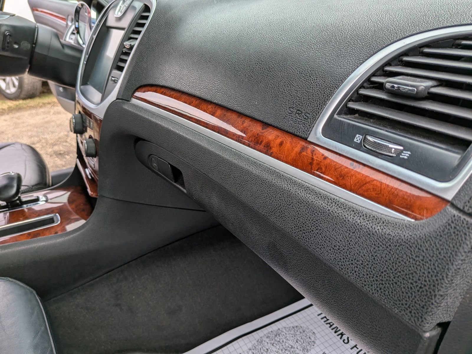 Used 2012 Chrysler 300 Limited RWD image 33