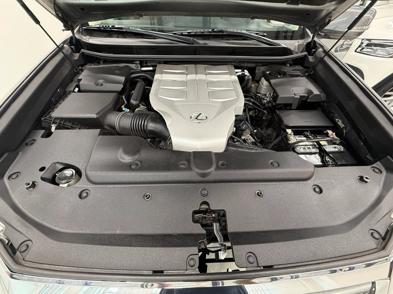 Used 2017 Lexus GX 460 Premium AWD/4WD image 39