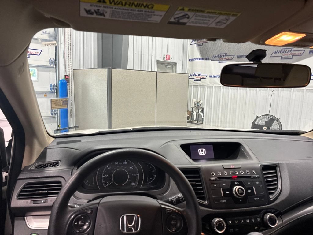 Used 2016 Honda CR-V LX image 2