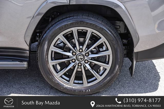 Used 2024 Lexus LX 600 F Sport AWD/4WD image 10
