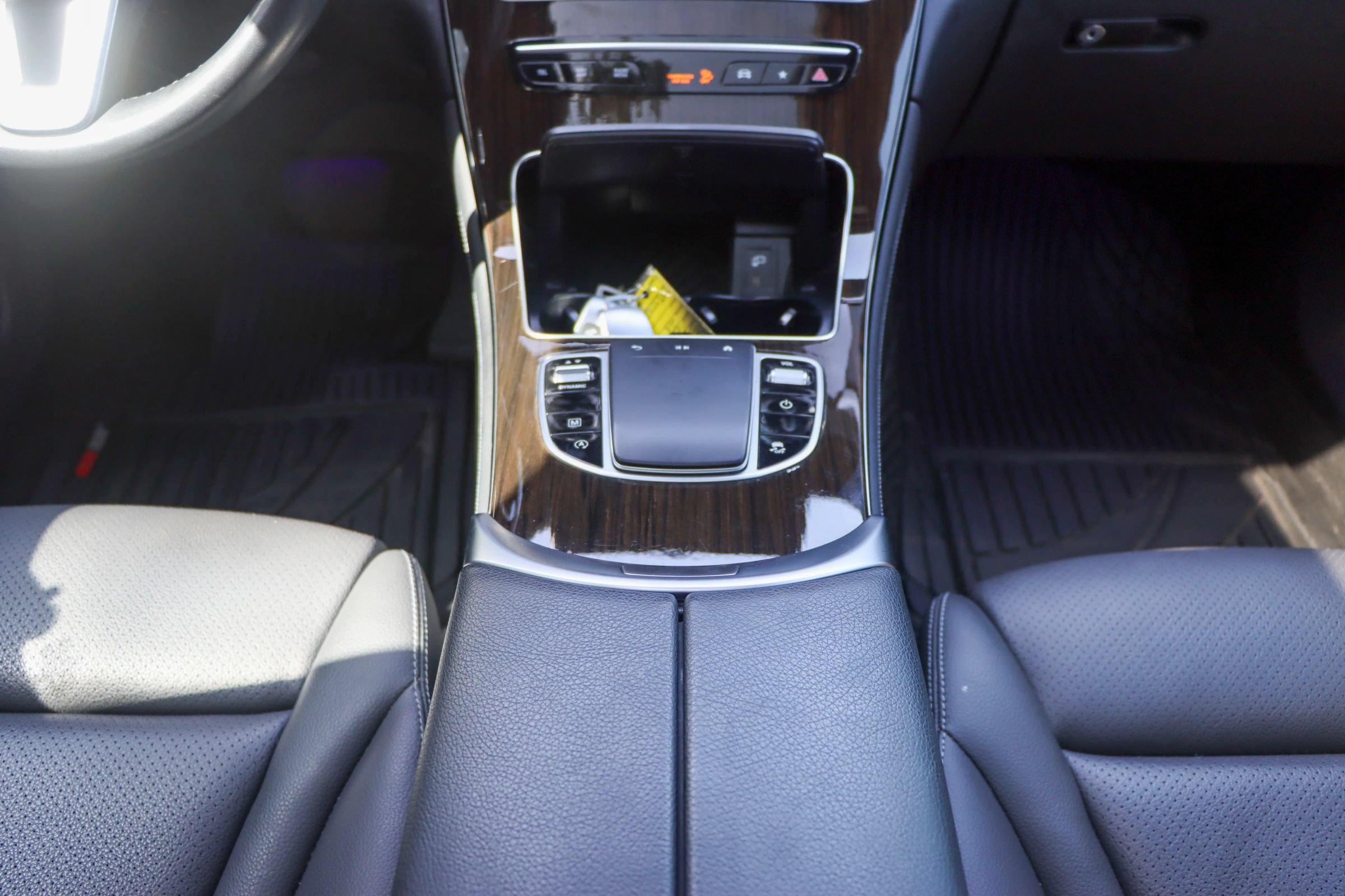 Used 2020 Mercedes-Benz GLC 300 image 27