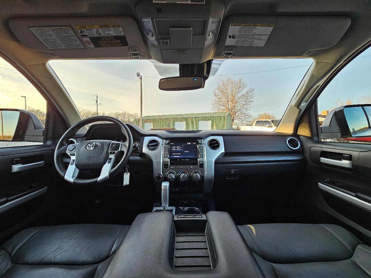 Used 2020 Toyota Tundra SR5 w/ SR5 Convenience Package image 33