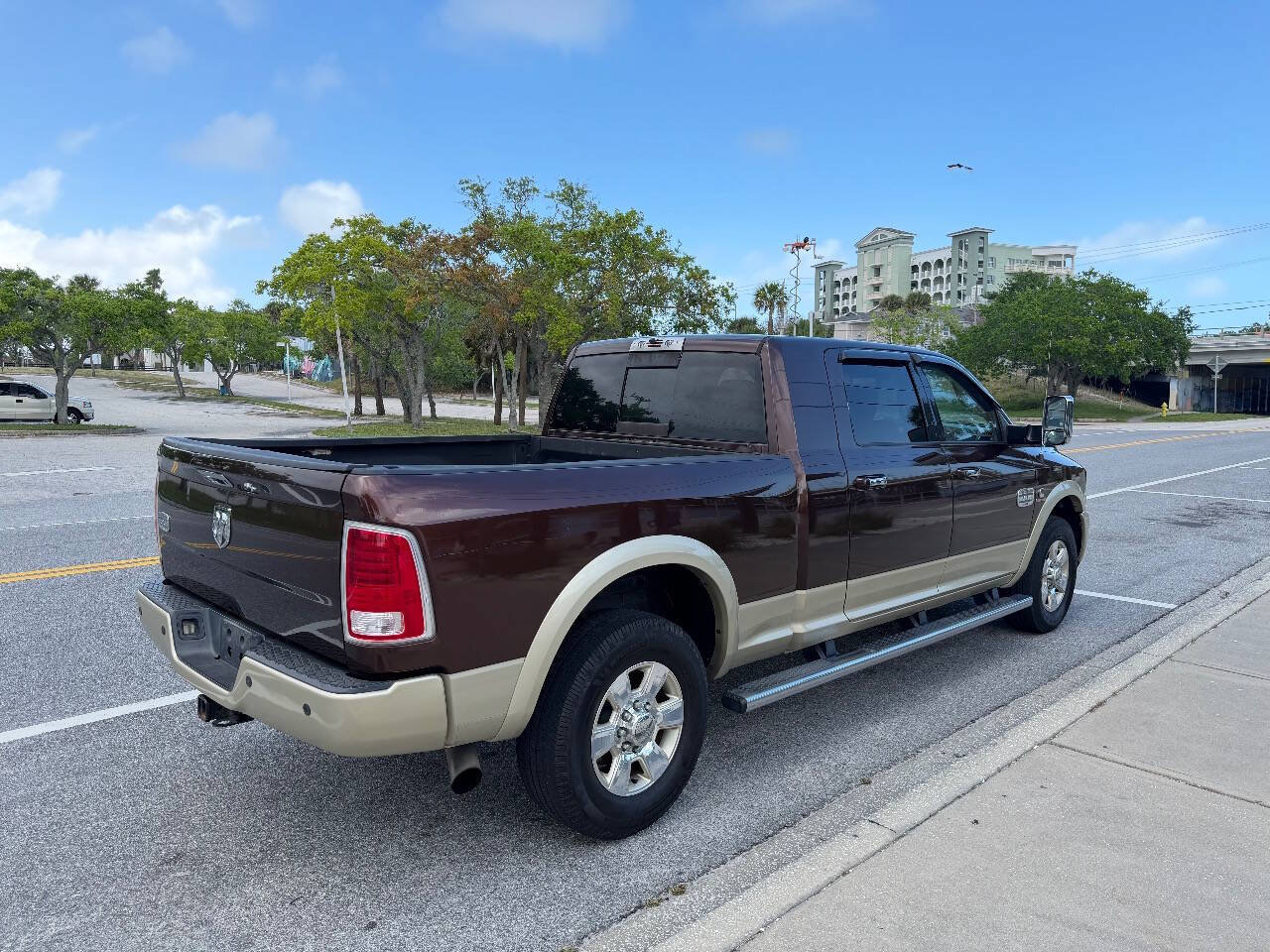 Used 2015 RAM 2500 Longhorn RWD image 14