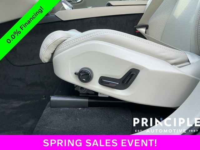 New 2026 Volvo XC90 B5 Ultra image 30