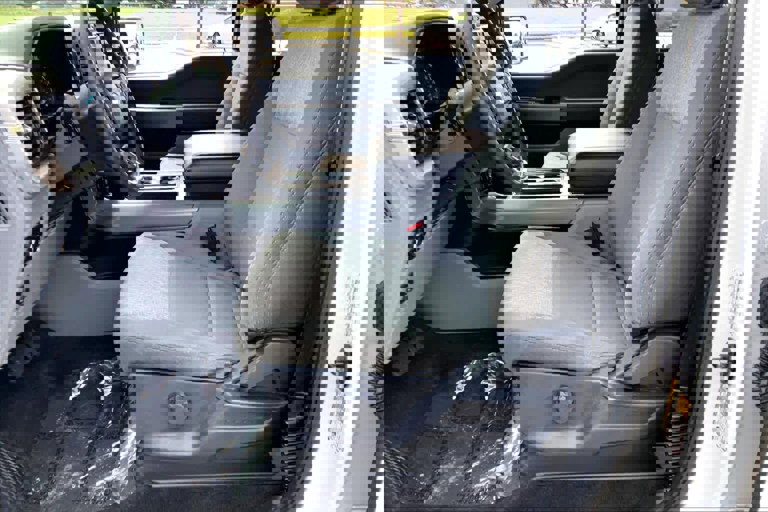 Used 2023 Ford F150 XLT image 8