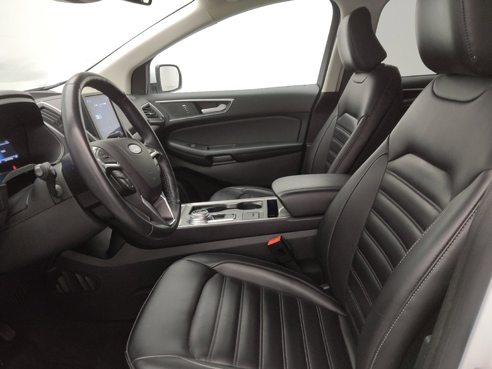 Used 2023 Ford Edge SEL image 17