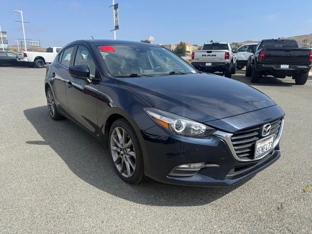 Used 2018 MAZDA MAZDA3 Touring FWD image 4