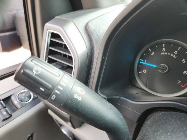 Used 2015 Ford F150 XLT image 35