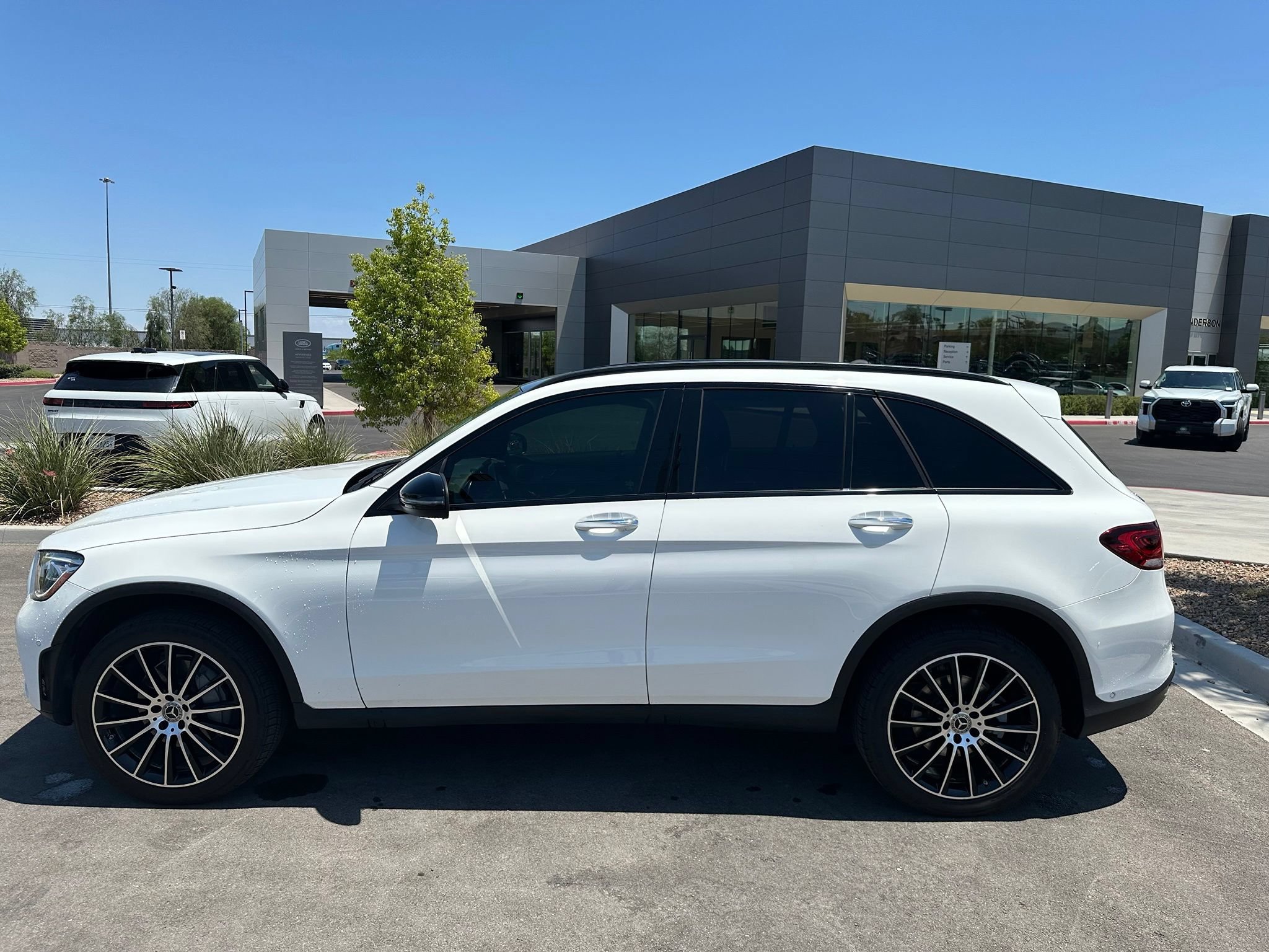 Used 2021 Mercedes-Benz GLC 300 image 13