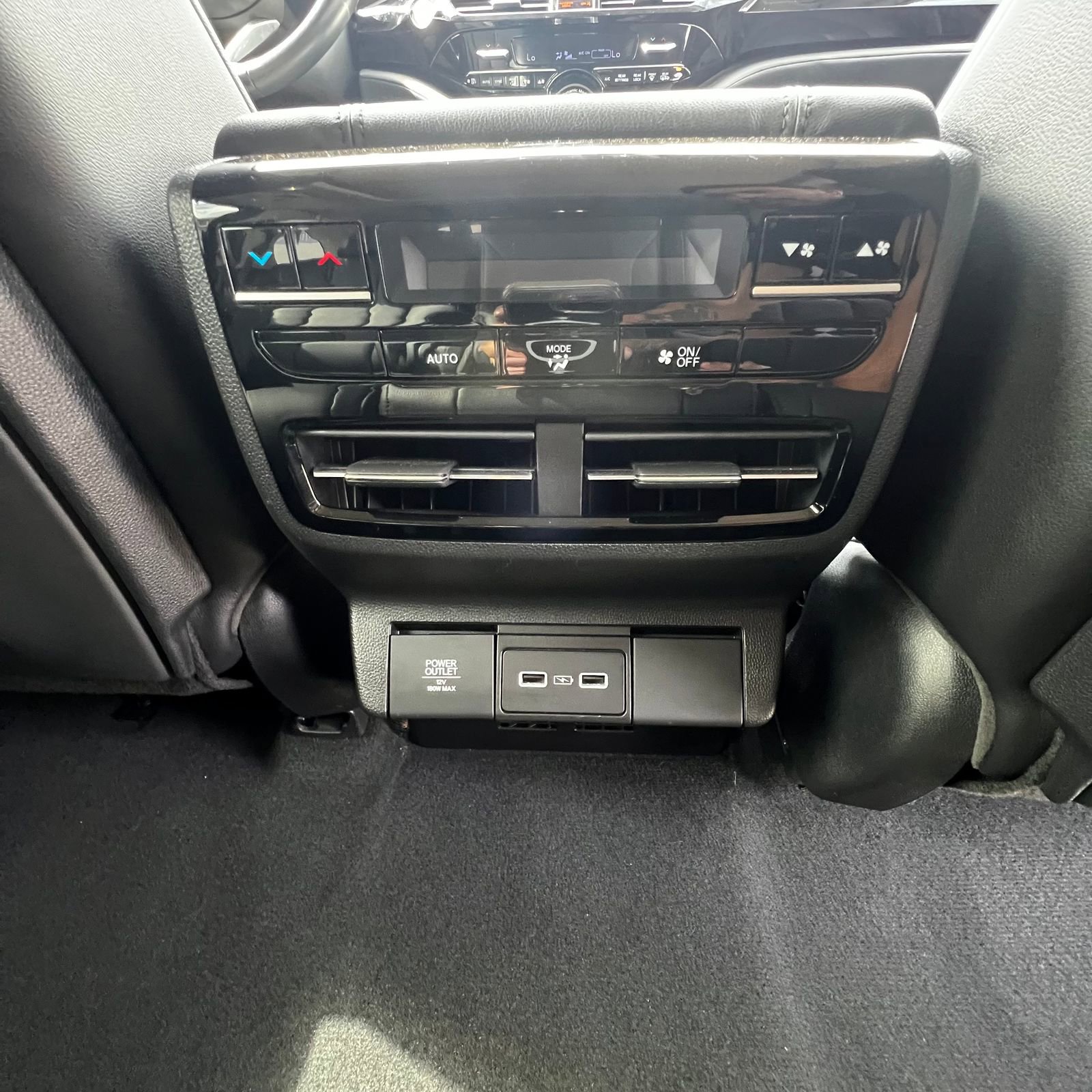 Used 2023 Acura MDX FWD image 32