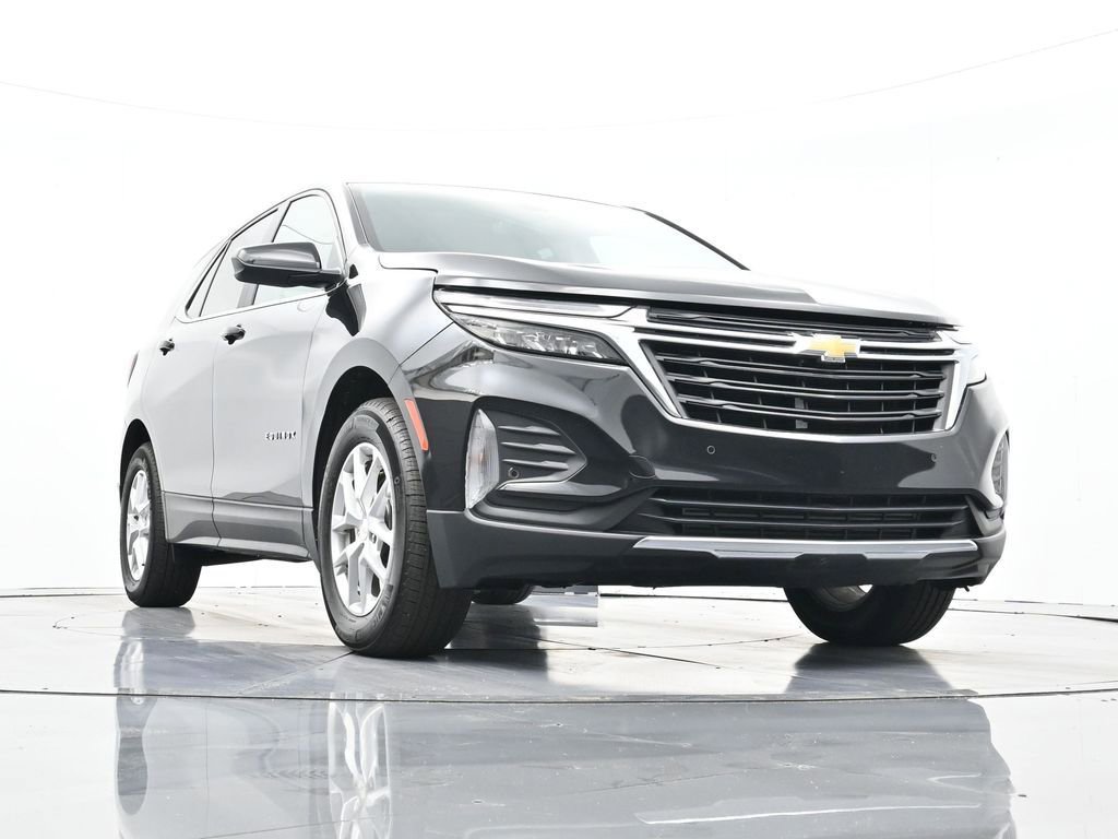 Used 2023 Chevrolet Equinox LT image 31