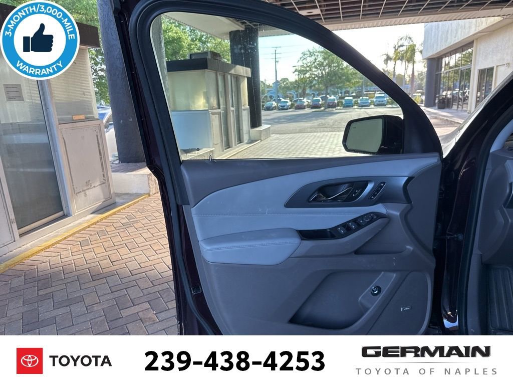 Used 2018 Chevrolet Traverse Premier image 19