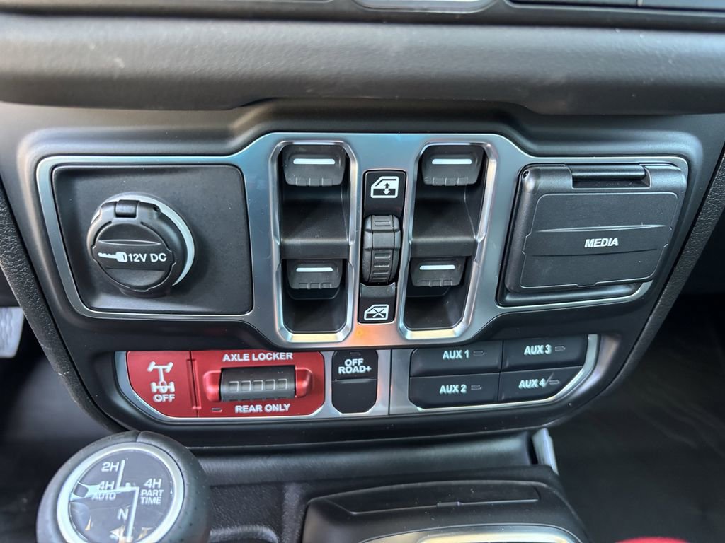 New 2026 Jeep Gladiator Mojave AWD/4WD image 18