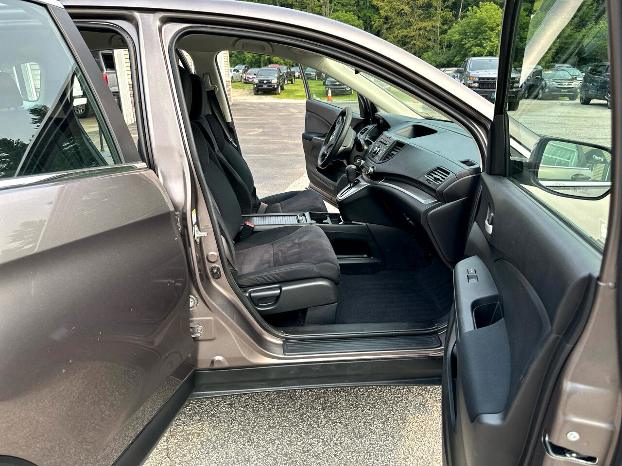 Used 2012 Honda CR-V LX image 9