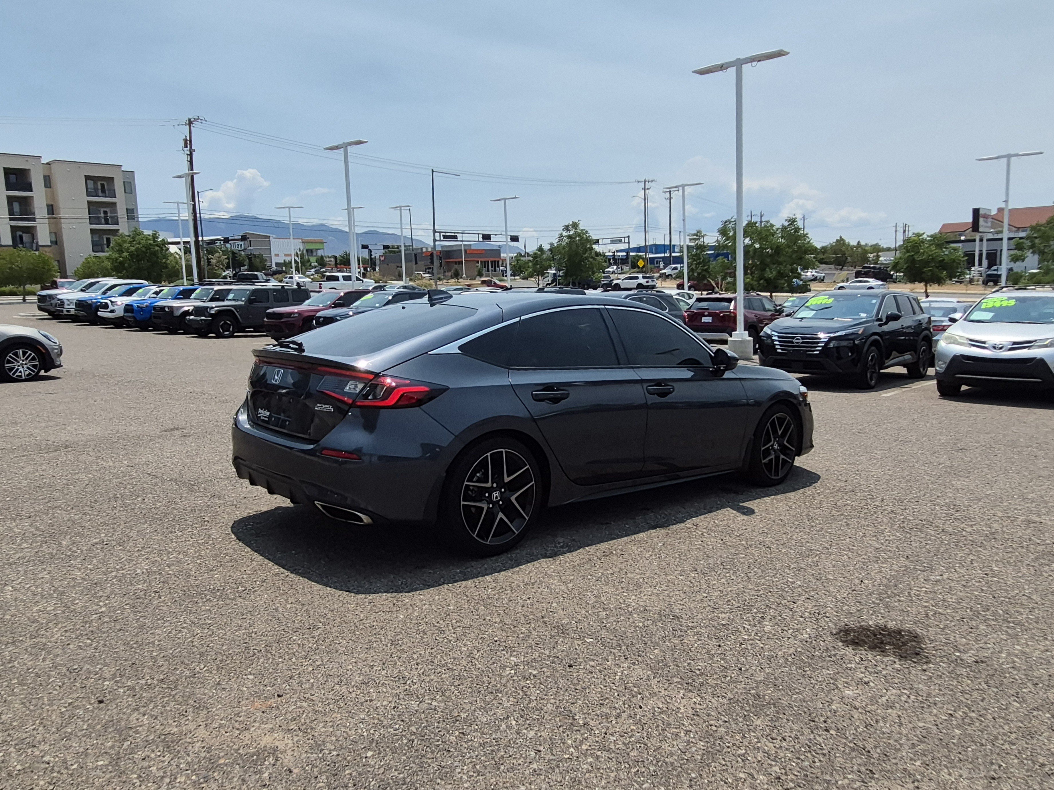 Used 2024 Honda Civic Sport Touring image 5