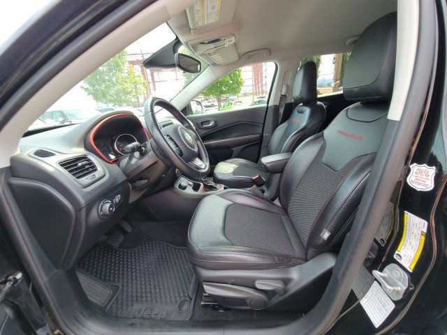 Used 2019 Jeep Compass Trailhawk image 22