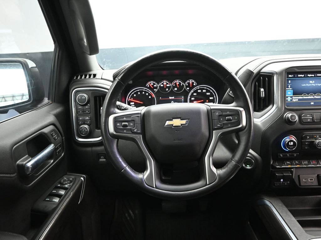 Used 2021 Chevrolet Silverado 1500 LTZ image 32