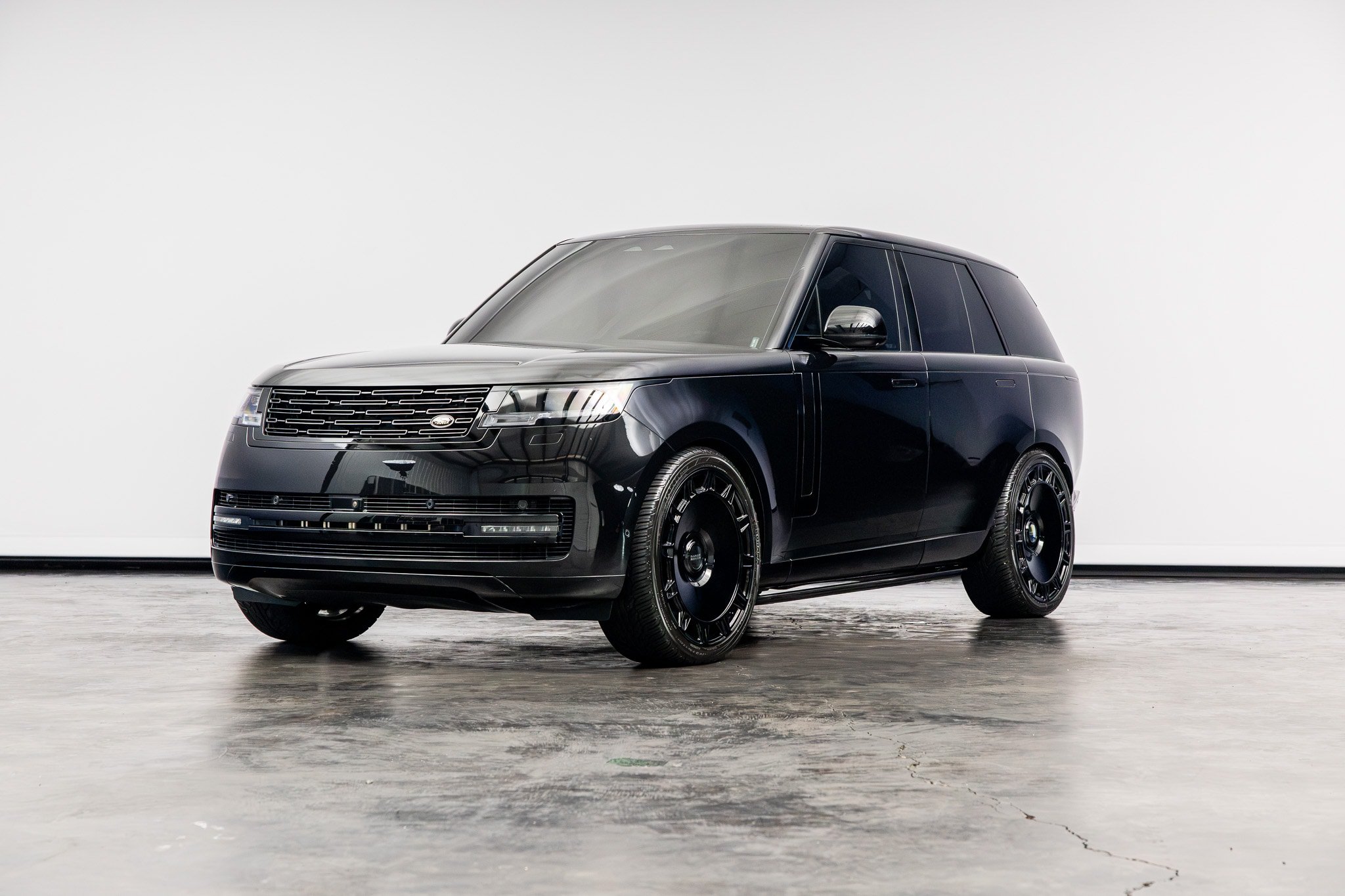 Used 2024 Land Rover Range Rover SE AWD/4WD image 7