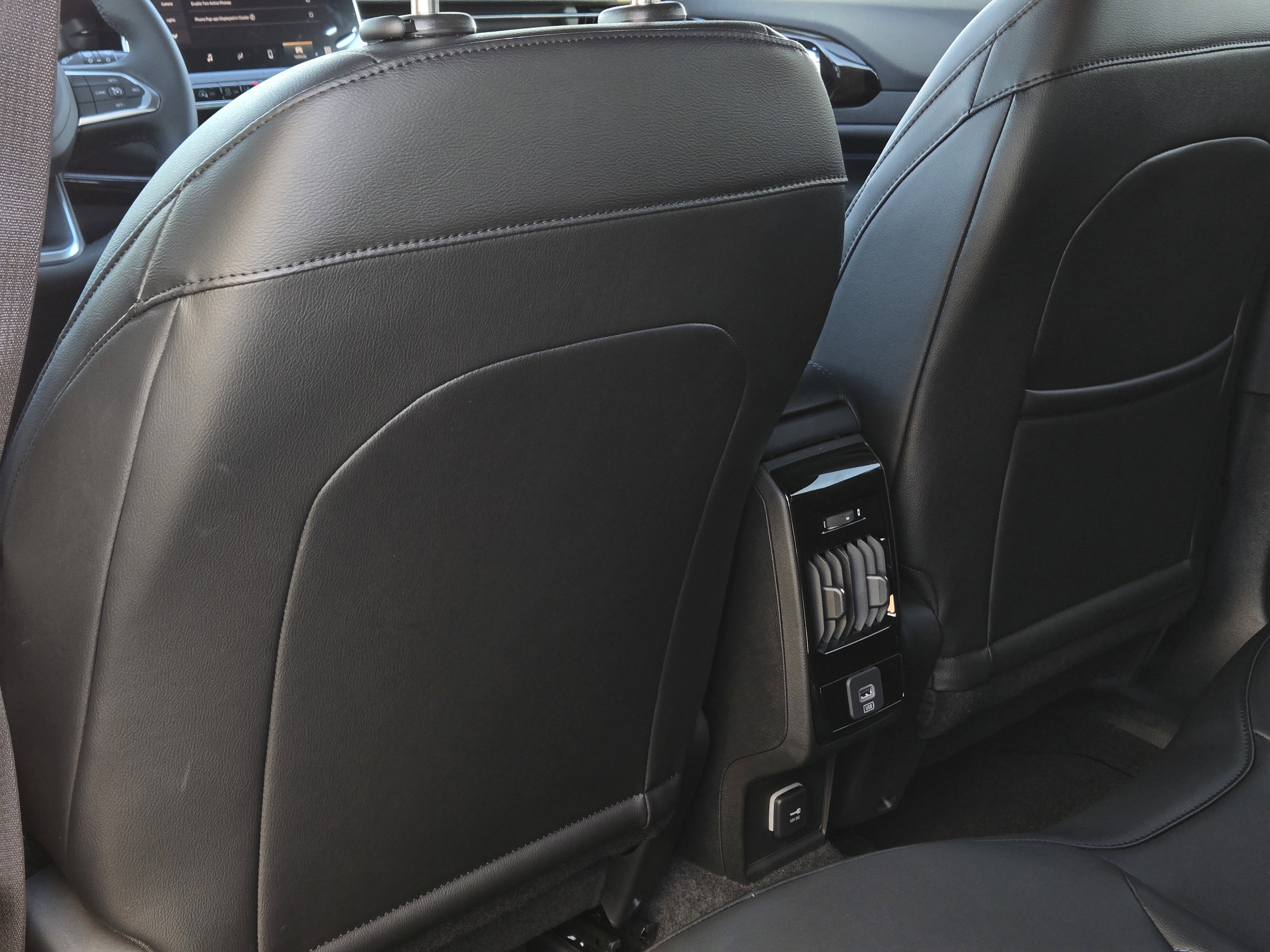 New 2026 Jeep Compass Latitude image 17