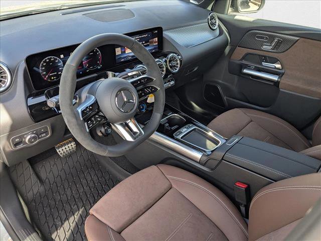 New 2026 Mercedes-Benz GLA 35 AMG 4MATIC image 3