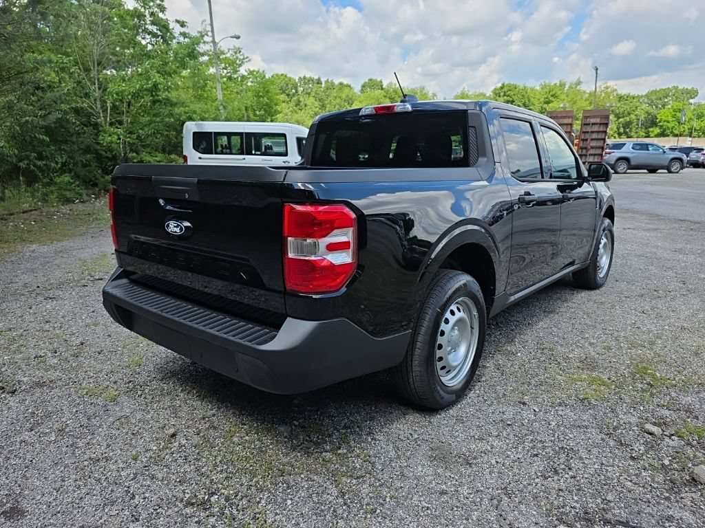 New 2026 Ford Maverick XL w/ Equipment Group 101A AWD/4WD image 3