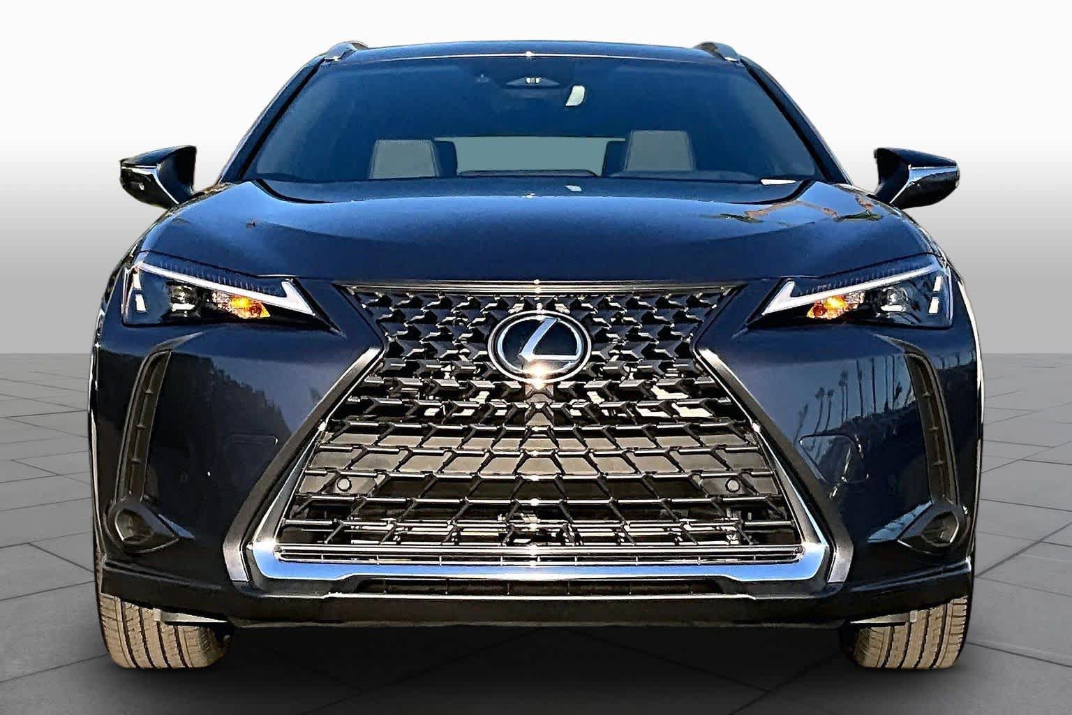 New 2026 Lexus UX 300h FWD image 3