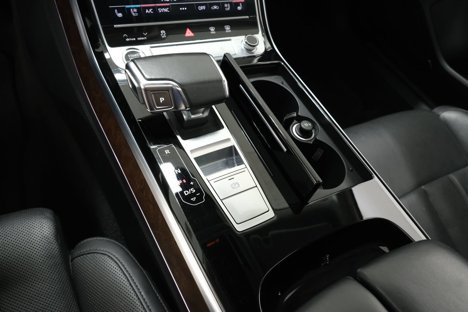 Used 2021 Audi A8 L 4.0T w/ Luxury Package AWD/4WD image 23