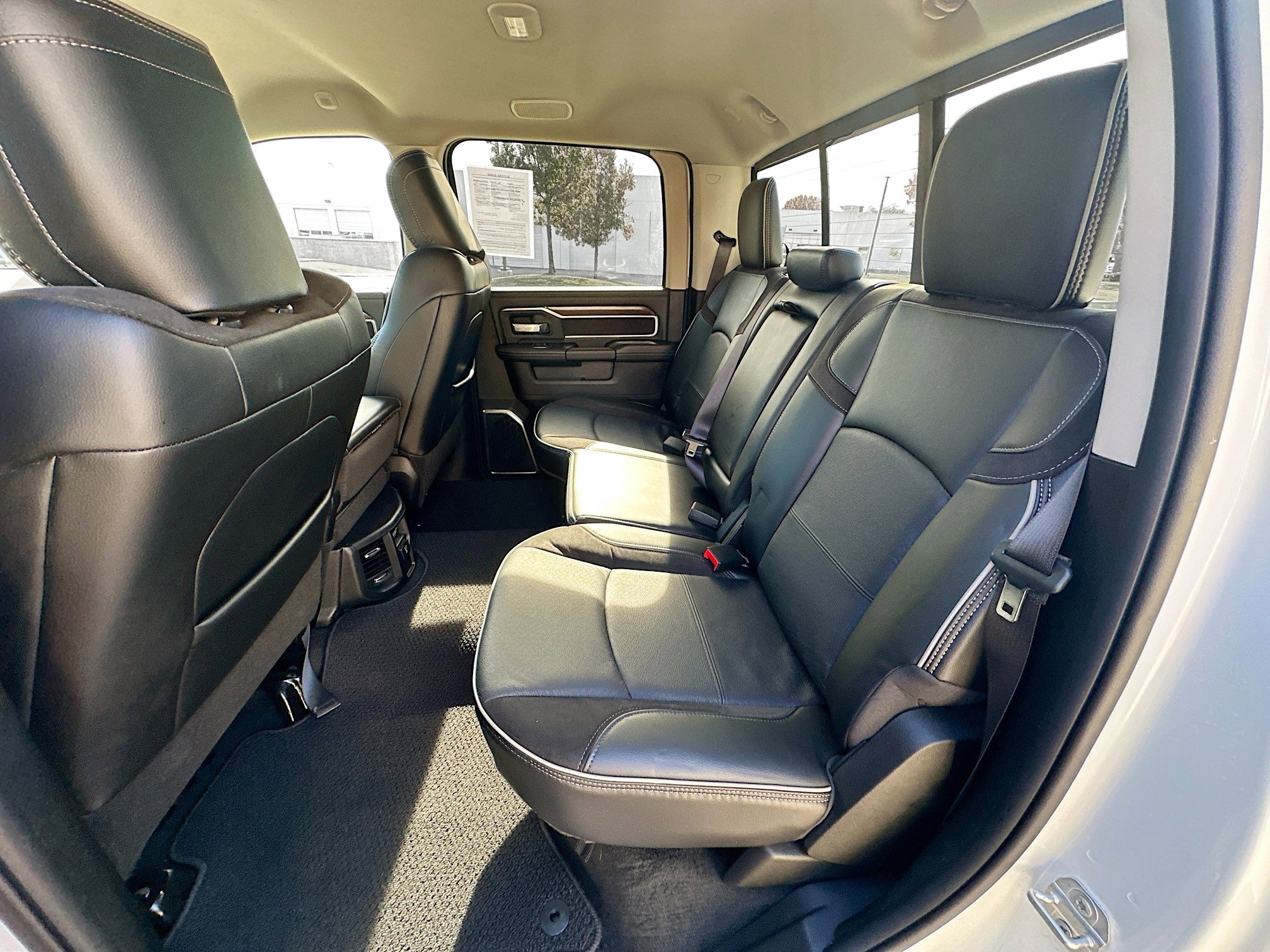 Used 2024 RAM 2500 Laramie image 27