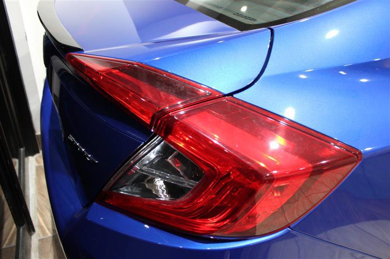 Used 2019 Honda Civic Sport image 11