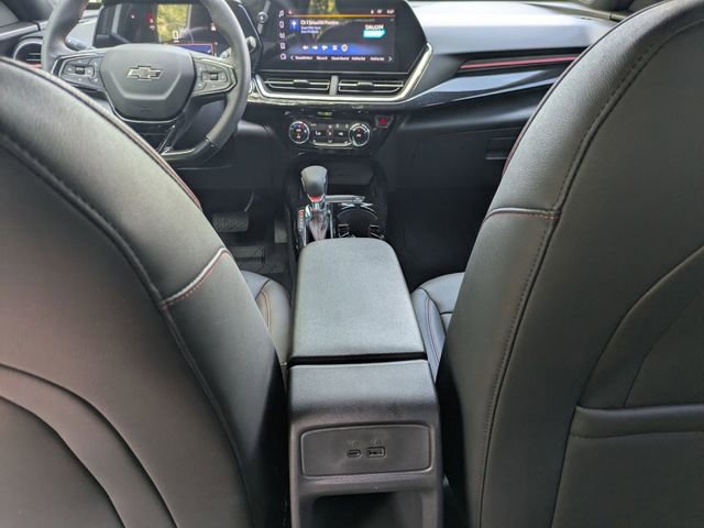 New 2026 Chevrolet Trax RS w/ Sunroof Package FWD image 26