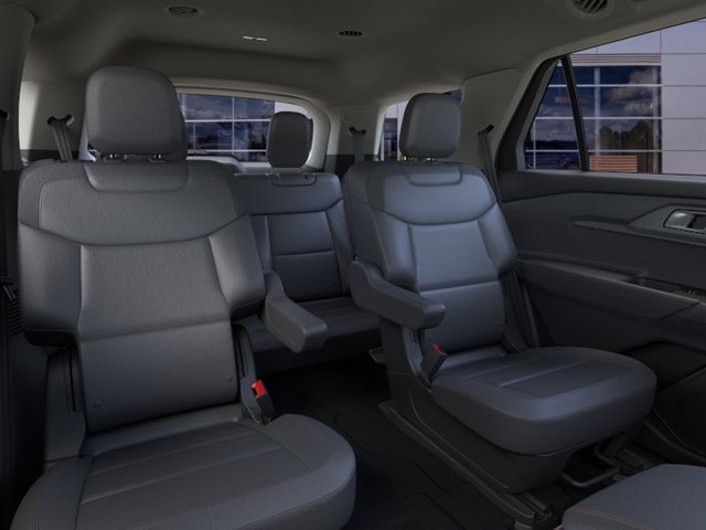 Used 2026 Ford Explorer Active w/ Active Comfort Package AWD/4WD image 11