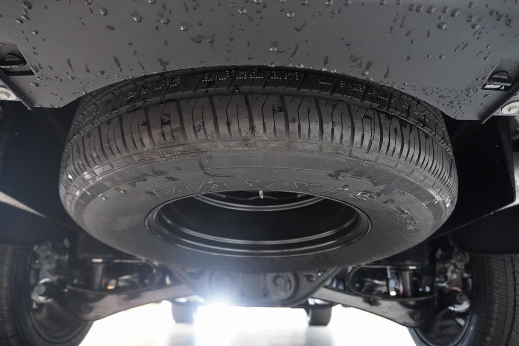 New 2026 Chevrolet Suburban High Country image 12