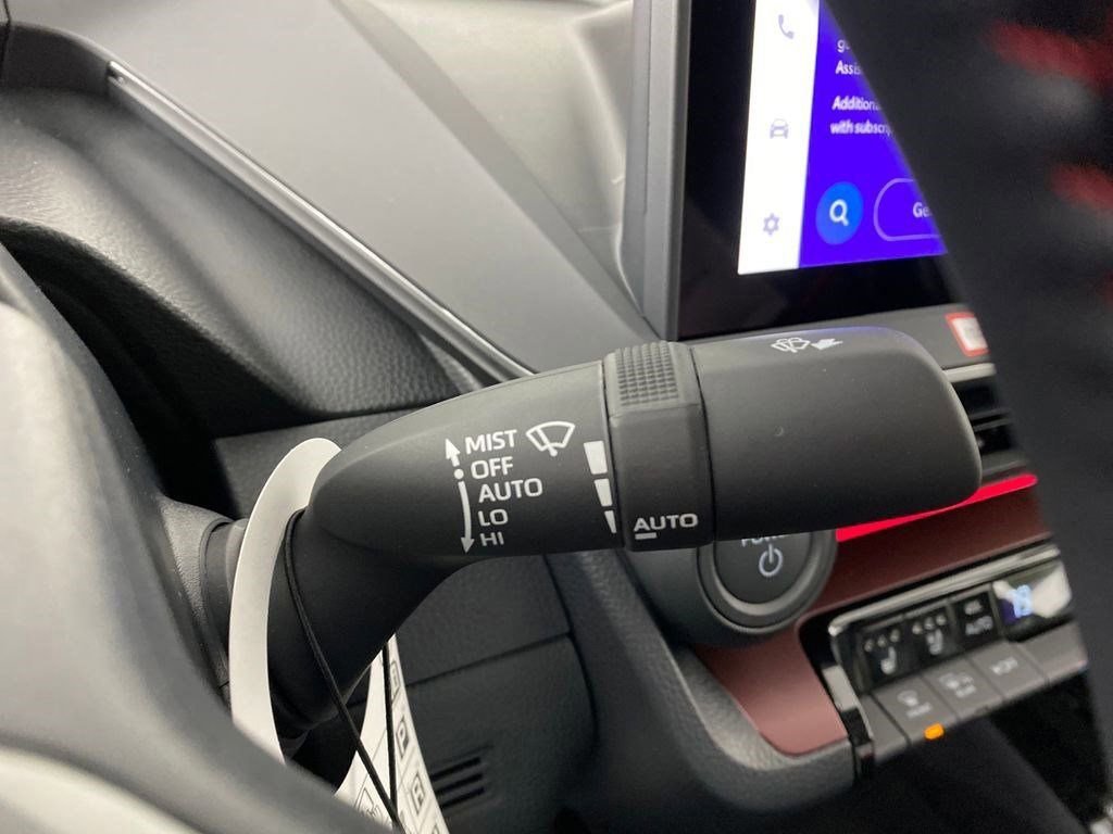 New 2026 Toyota Prius Plug-In Hybrid FWD image 17
