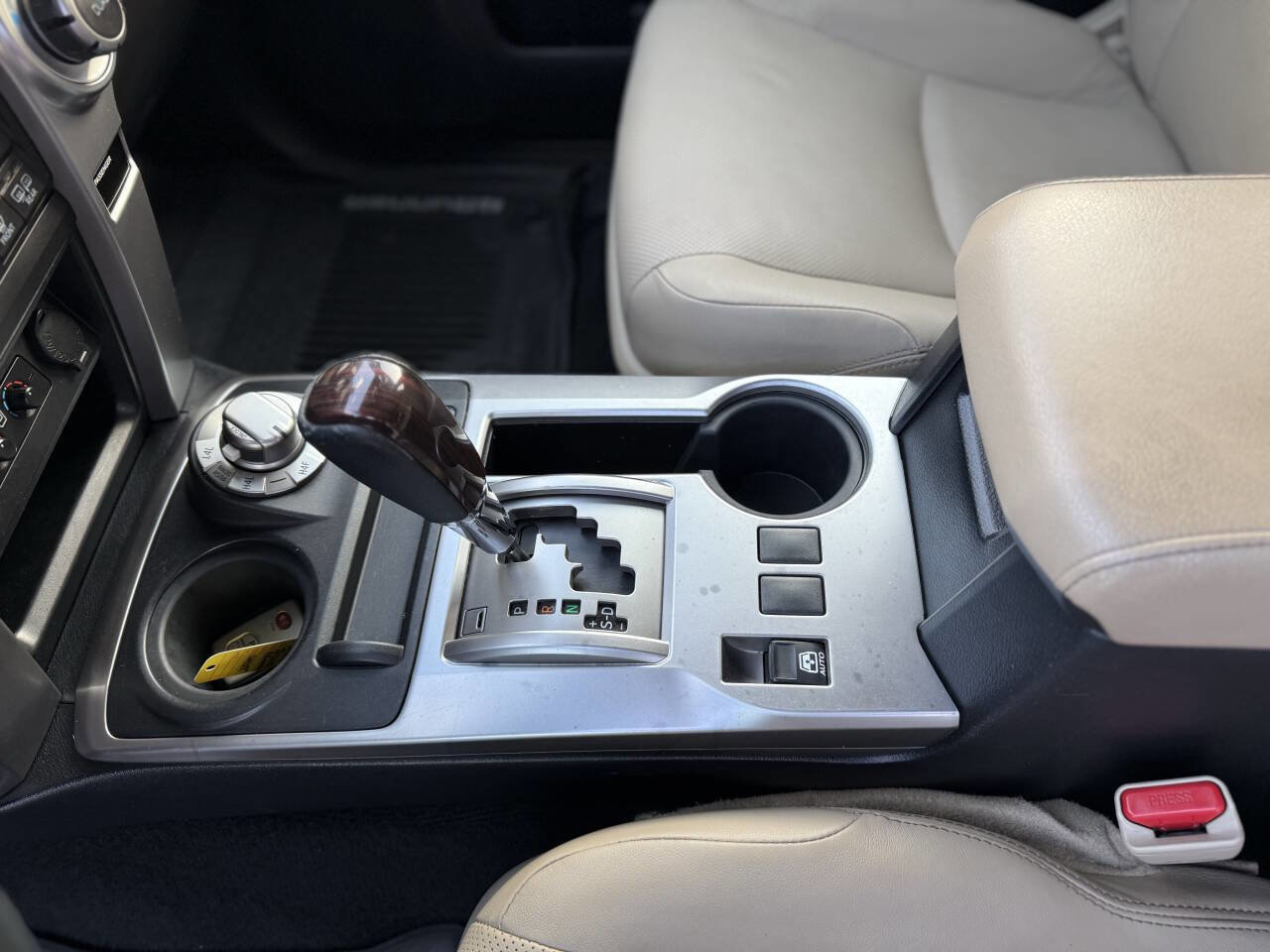 Used 2017 Toyota 4Runner Limited image 16